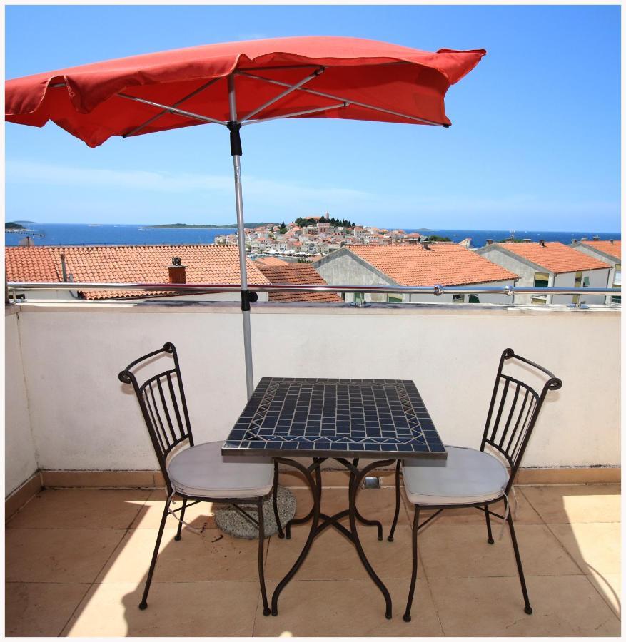 Guest House Lav Primosten Exterior photo
